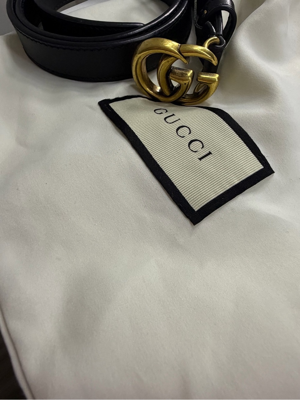 Gucci Black Leather Belt with Gold Double G Buckle - Picture 3 of 5